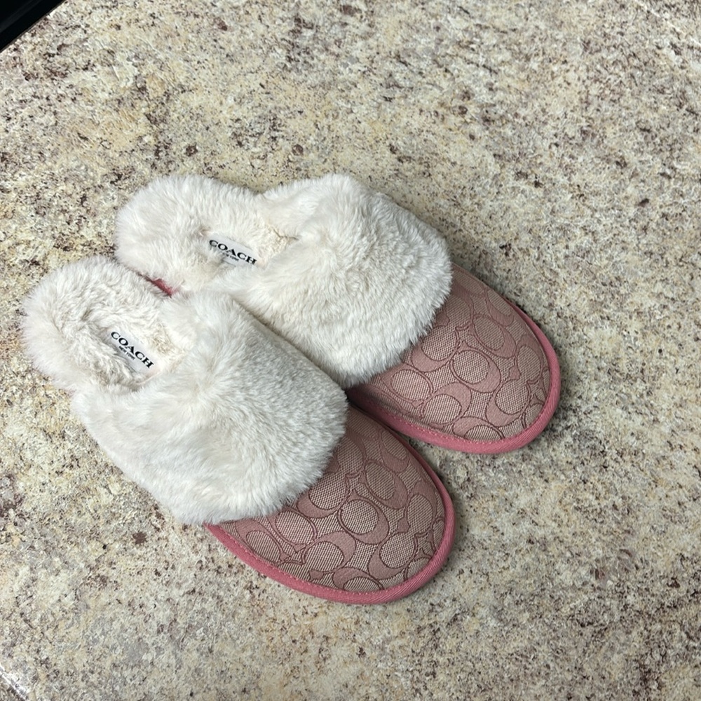 Ziva / zena New Coach - Womens Ziva Slipper in Signature Jacquard - Pink